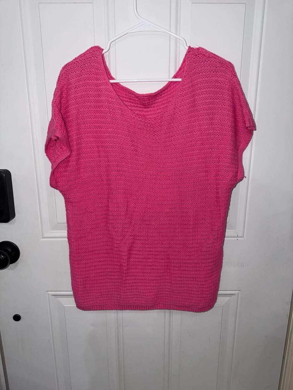 Women's Short Sleeve Knit Sweater in Raspberry